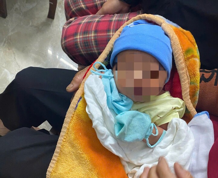 B&eacute; trai sơ sinh bị bỏ rơi dưới hầm chui cao tốc tại Quảng Trị - Ảnh 1.