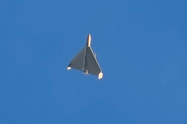 Iran đổi chiến thuật, Mỹ v&agrave; Israel sắp nếm m&ugrave;i Ukraine? - Ảnh 1.