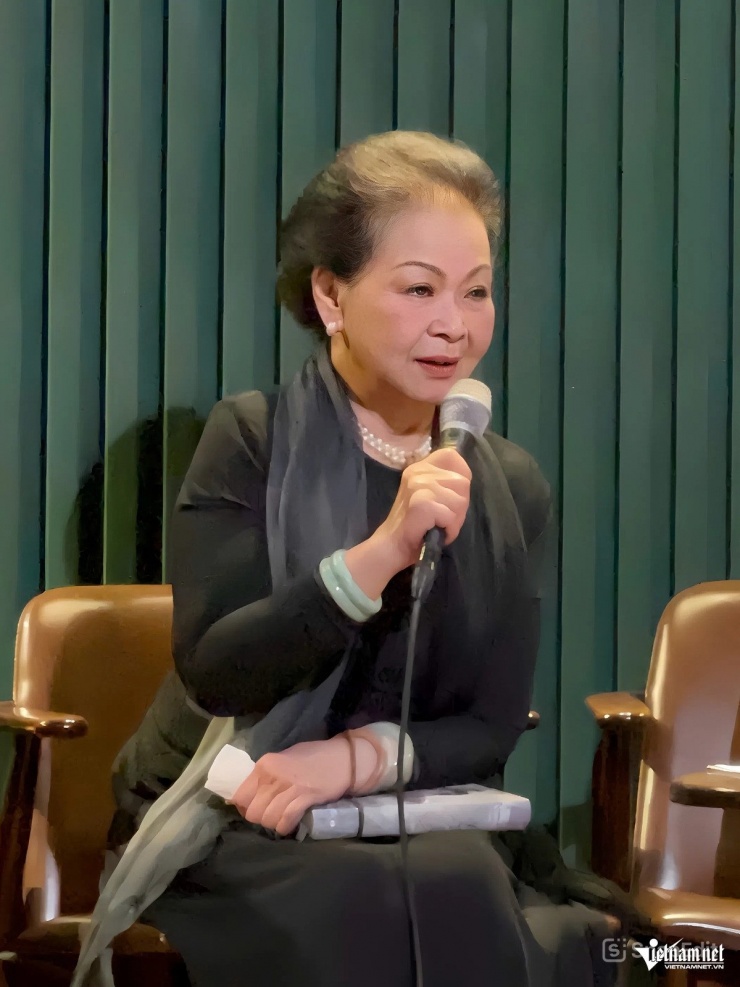 Danh ca Kh&aacute;nh Ly tuổi 81: "Khi n&agrave;o Ch&uacute;a gọi th&igrave; t&ocirc;i đi" - Ảnh 1.