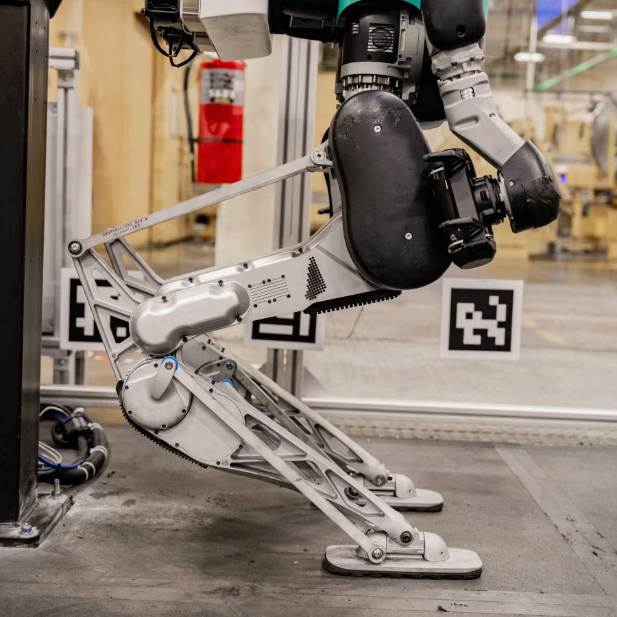 5 Triệu robot gi&aacute; rẻ 2 USD / giờ sẽ thay thế nh&acirc;n c&ocirc;ng trong nh&agrave; m&aacute;y năm 2026 - Ảnh 4.