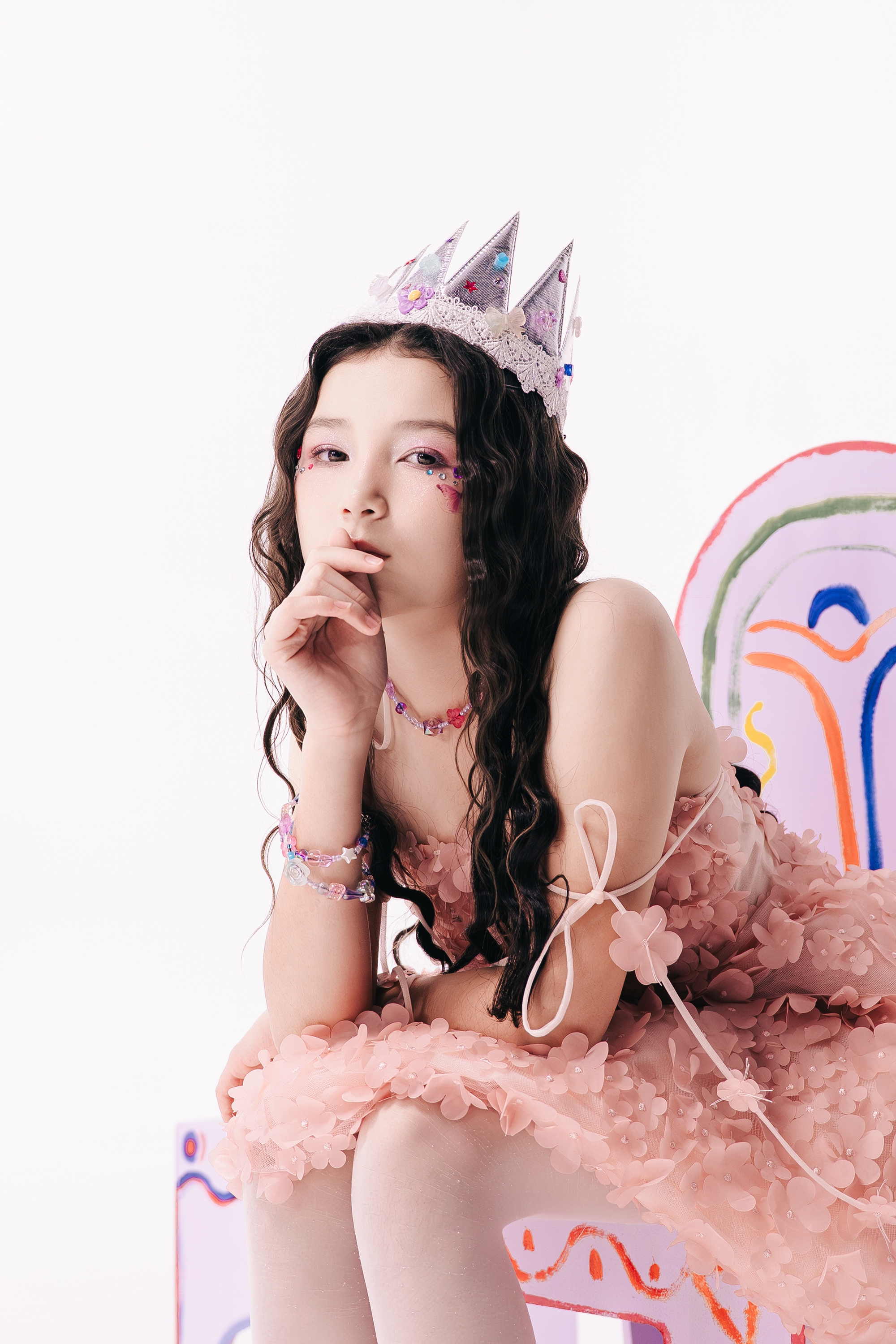 M&agrave;n lột x&aacute;c của giọng ca lai Việt &ndash; Đức, thạo 4 ng&ocirc;n ngữ, từng đứng chung s&acirc;n khấu với Modern Talking - Ảnh 8.