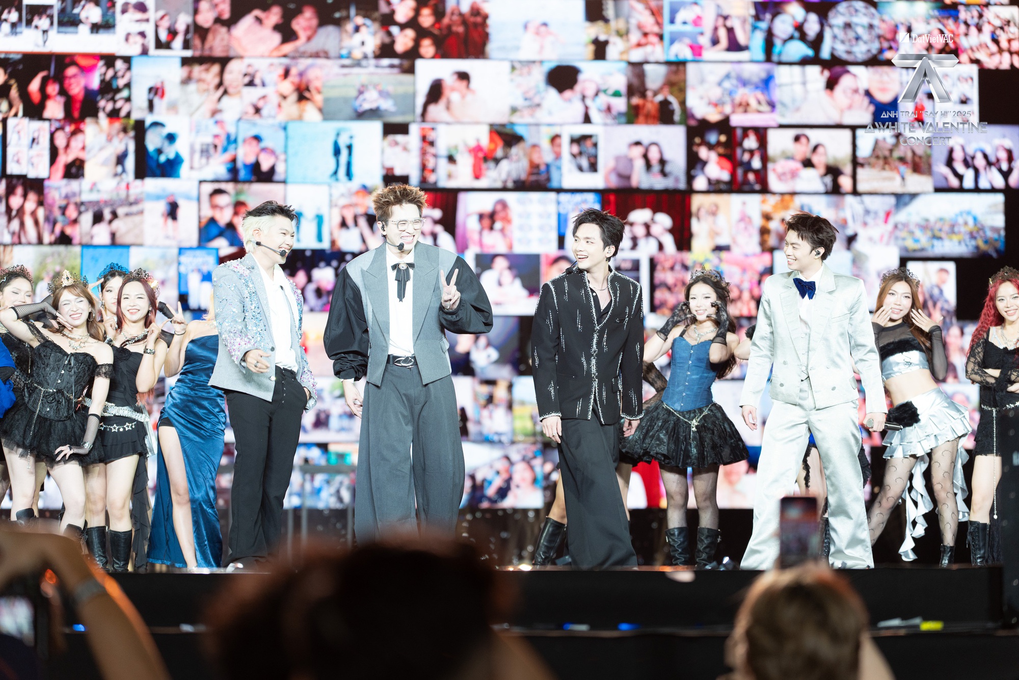 D&agrave;n Anh Trai Say Hi khiến s&acirc;n Mỹ Đ&igrave;nh b&ugrave;ng nổ, Bảo Thy, MIN g&acirc;y ch&uacute; &yacute; với nhan sắc U40 - Ảnh 2.