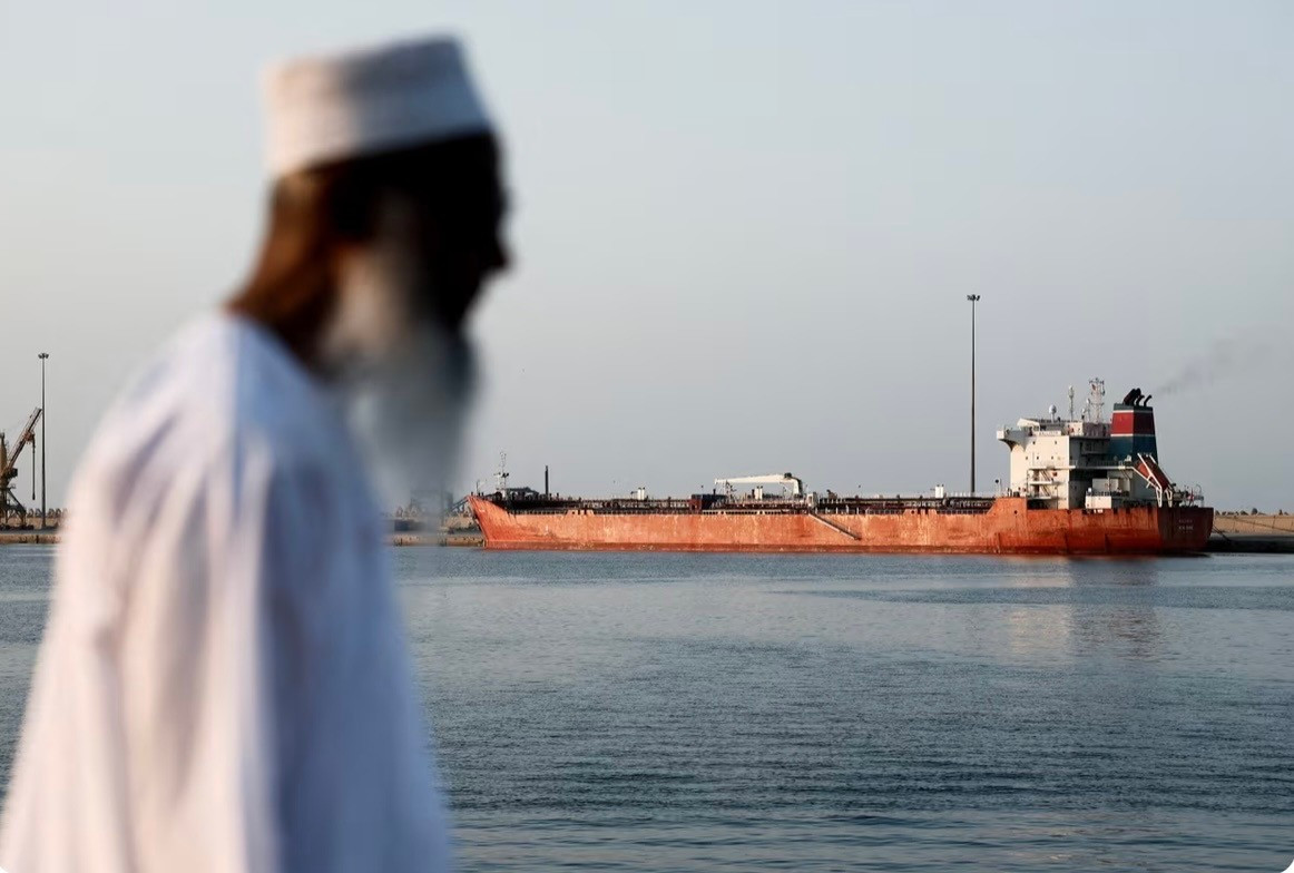 Những l&yacute; do khiến c&aacute;c nước ngại đưa t&agrave;u chiến tới eo biển Hormuz Năm 2026 - Ảnh 1.