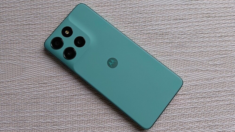 Motorola ra mắt Moto G57 Power gi&aacute; 7 triệu với pin khủng 7 . 000 MAh v&agrave; thiết kế bền bỉ - Ảnh 3.