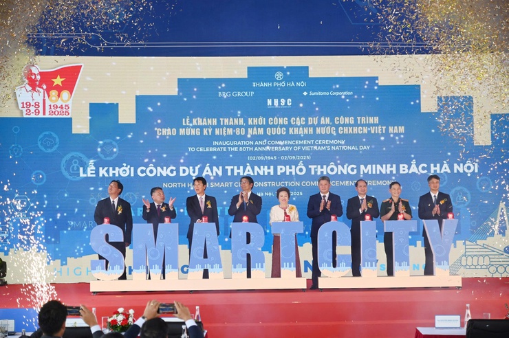 Việt Nam sắp c&oacute; si&ecirc;u th&aacute;p t&agrave;i ch&iacute;nh 108 tầng, vượt Landmark 81 gần 200 m, tr&ecirc;n đỉnh c&oacute; quả cầu m&ocirc; phỏng chu kỳ mặt trăng thay đổi theo từng giờ- Ảnh 1.