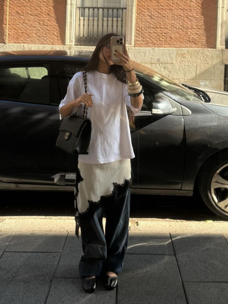 Lương Th&ugrave;y Linh "đu" trend đồ ngủ, thoạt nh&igrave;n rất xinh nhưng vẫn vấp ch&ecirc; bai từ cư d&acirc;n mạng- Ảnh 6.