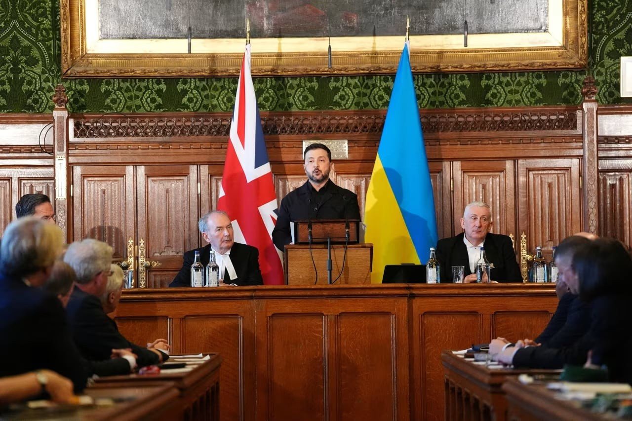 Hơn 200 chuy&ecirc;n gia qu&acirc;n sự Ukraine hỗ trợ Trung Đ&ocirc;ng chống UAV năm 2026 - Ảnh 1.