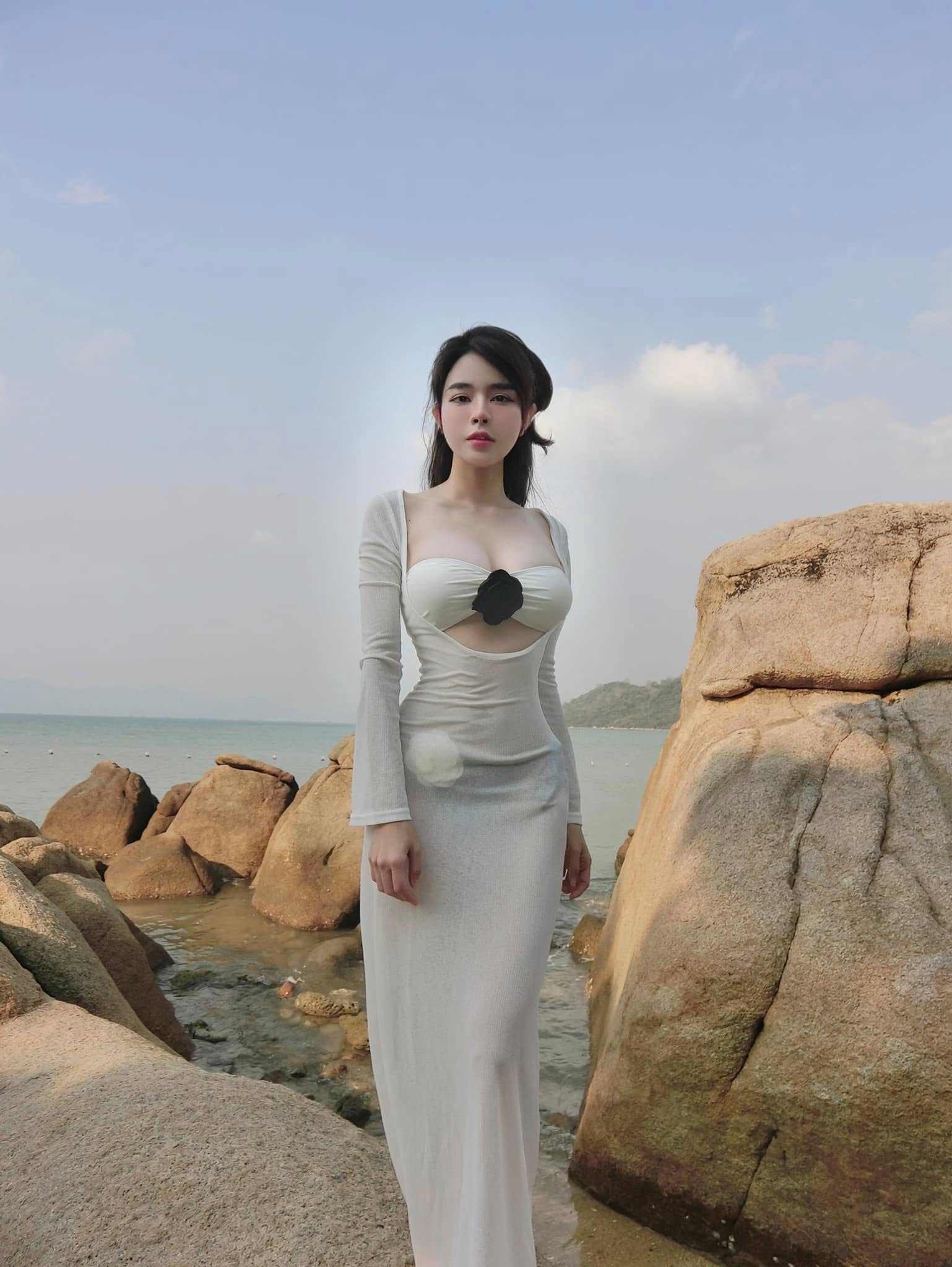 Bạn g&aacute;i Văn Thanh lột x&aacute;c ngoạn mục: Từng nặng 70kg giờ th&agrave;nh n&agrave;ng WAG sexy nhất l&agrave;ng b&oacute;ng Việt, body n&agrave;y ai chả m&ecirc;- Ảnh 3.