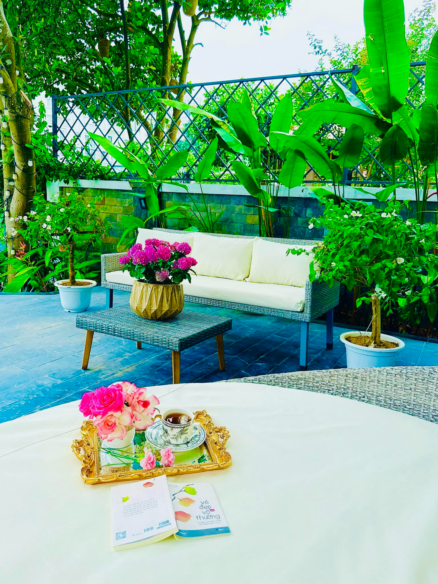 G&oacute;c chưa từng h&eacute; lộ trong biệt thự 60 tỷ của "nữ diễn vi&ecirc;n gi&agrave;u nhất miền Bắc"- Ảnh 12.