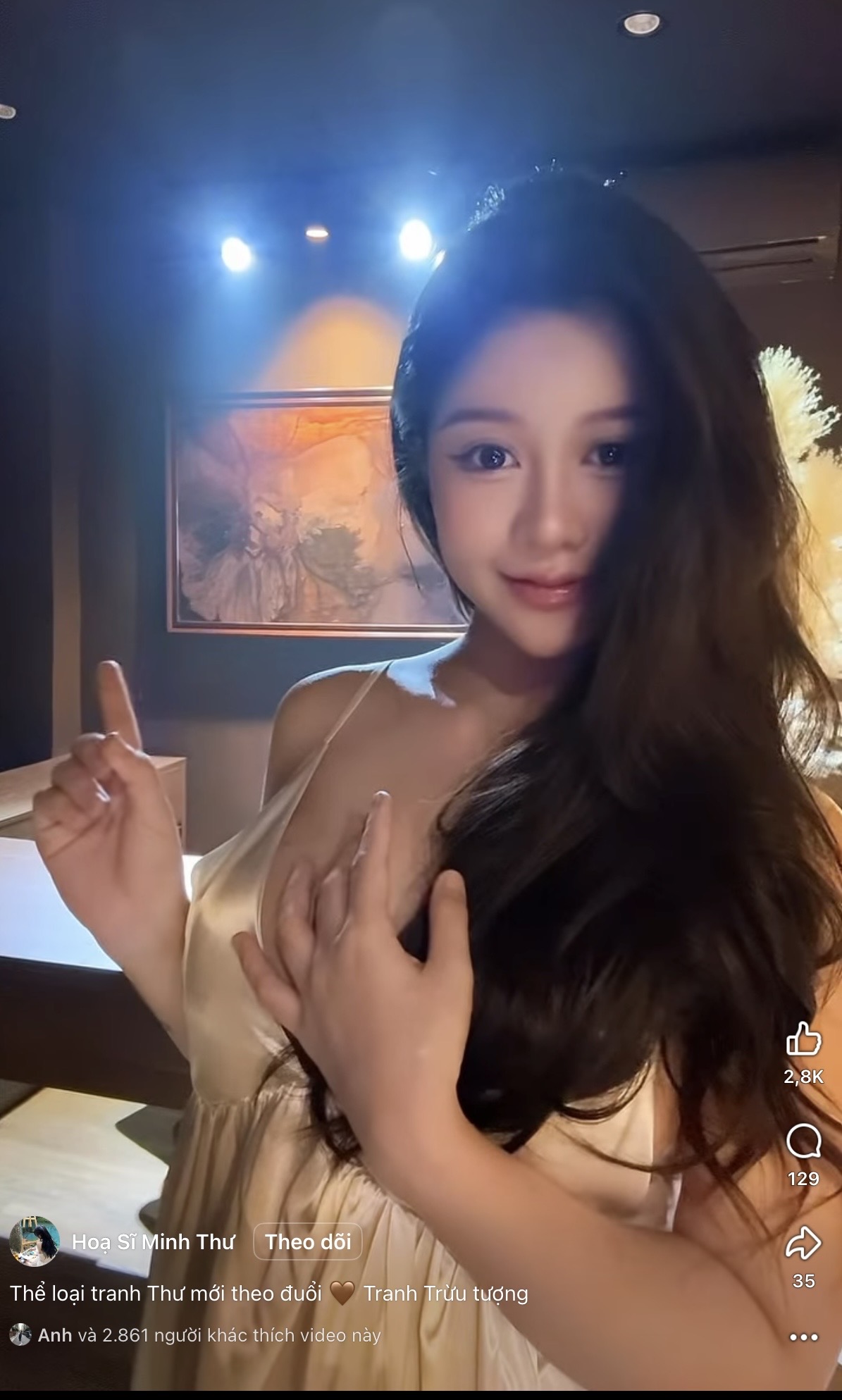 Qu&aacute; xinh đẹp, nữ hoạ sĩ c&oacute; nỗi khổ, cứ đăng b&agrave;i l&agrave; bị gắn m&aacute;c "c&acirc;u view" - Ảnh 3.