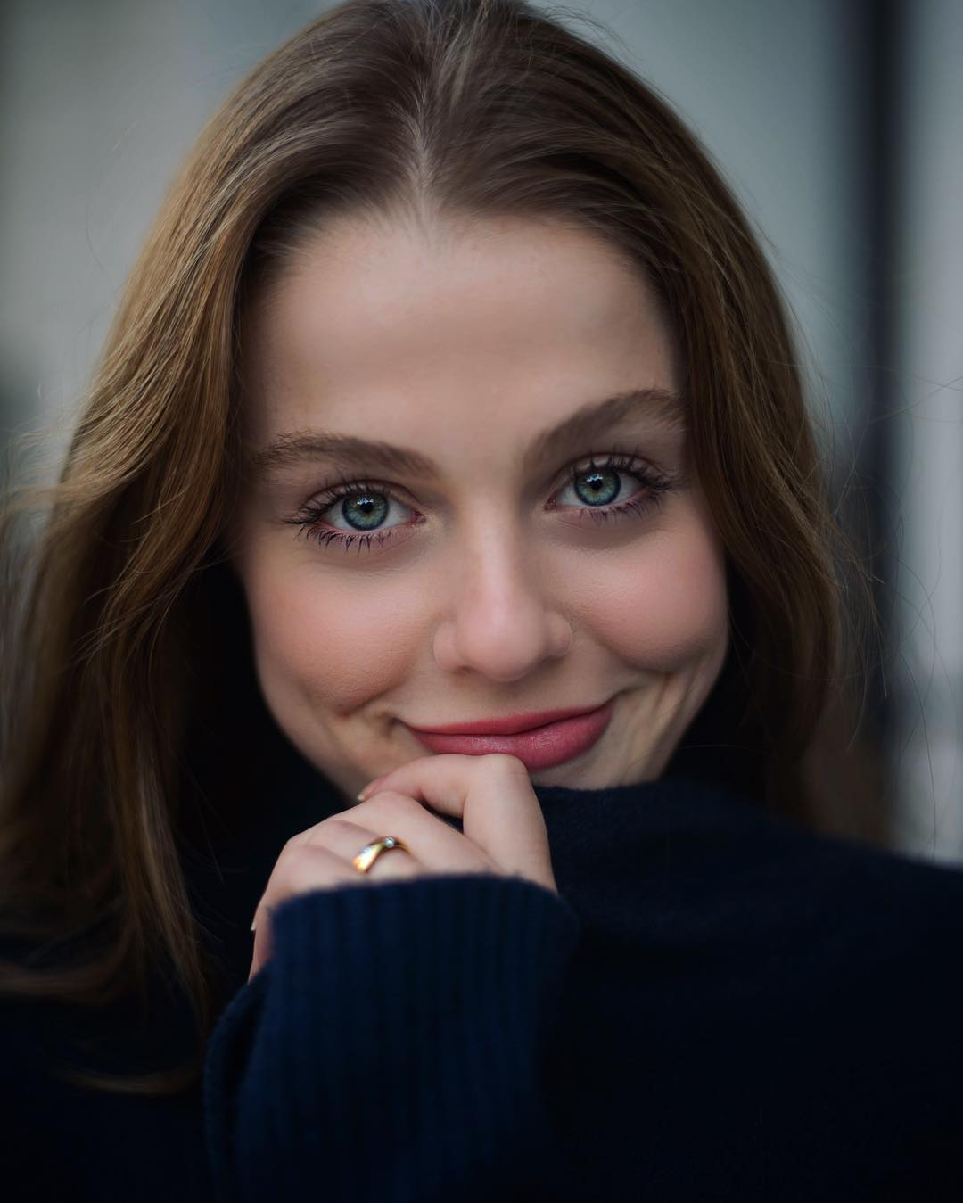 Lộ diện nữ ch&iacute;nh n&oacute;ng bỏng của si&ecirc;u phẩm AAA: Hot girl đời thực g&acirc;y b&atilde;o, lượng follow tăng - Ảnh 4.