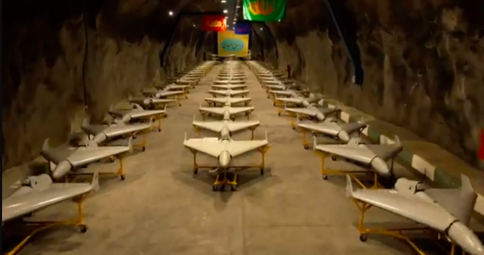 Vũ kh&iacute; Iran gợi lại nỗi &aacute;m ảnh của Mỹ trong cuộc chiến chống khủng bố hiện đại - Ảnh 1.