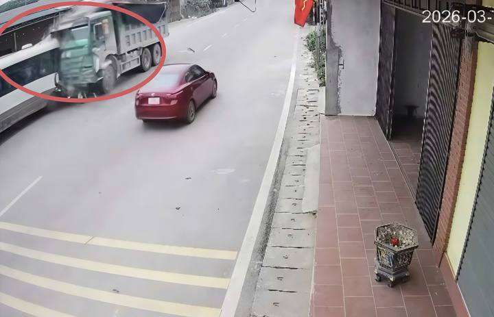 Xe ben t&ocirc;ng xe học sinh: Nhiều em bị thương trong vụ tai nạn nghi&ecirc;m trọng - Ảnh 1.