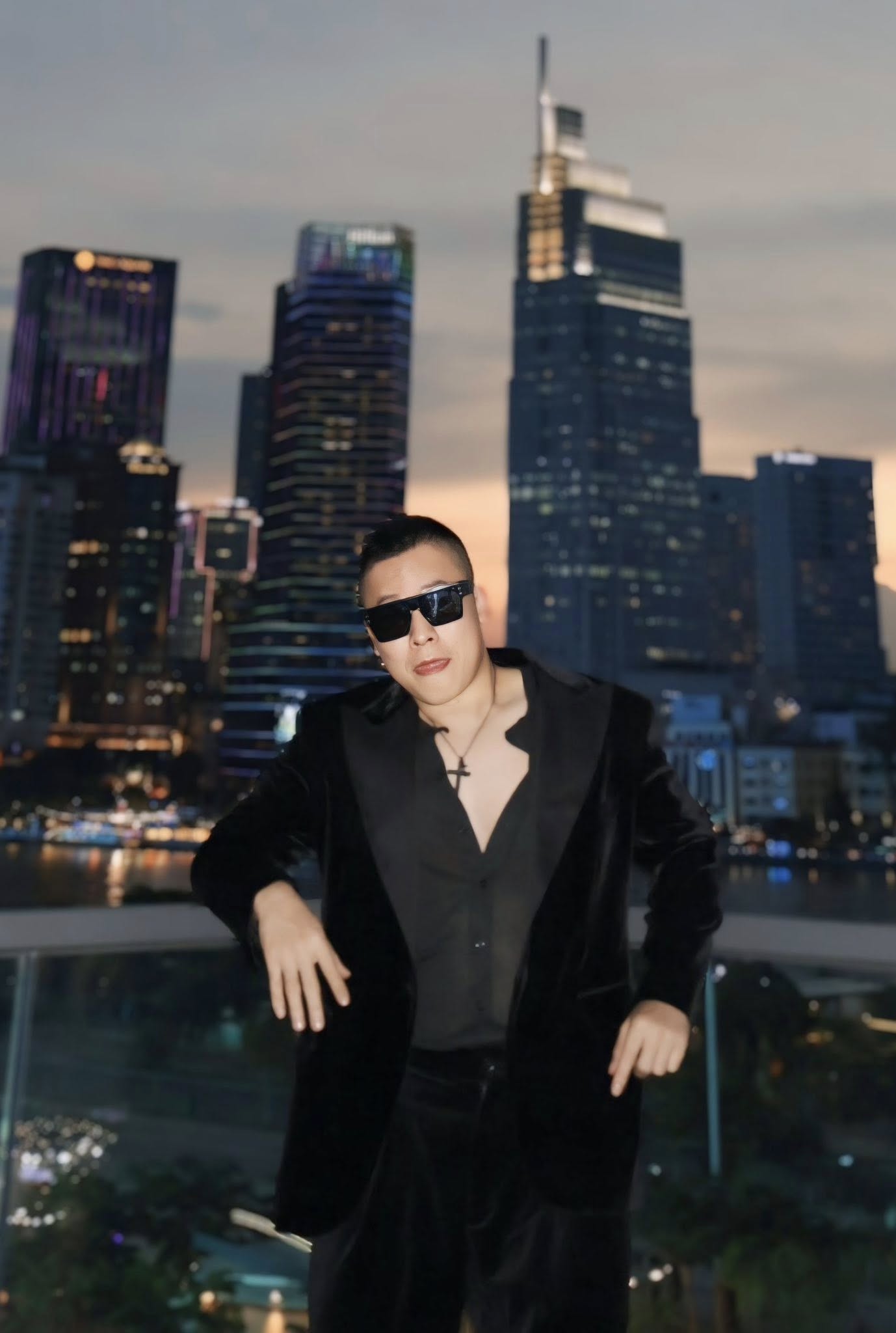 Hội bạn th&acirc;n "muốn gia nhập phải c&oacute; 1 tỷ" của Ngọc Trinh giờ ra sao? - Ảnh 9.