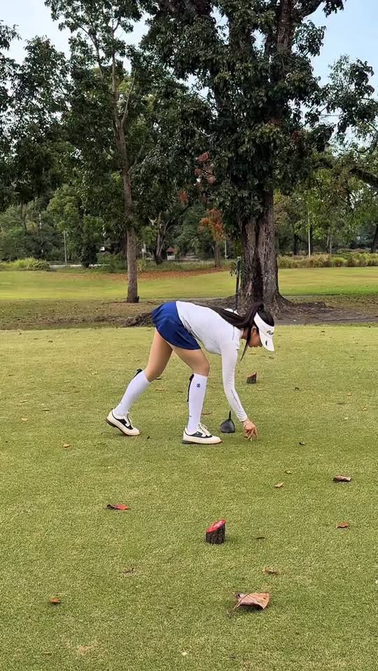 H&agrave;ng triệu người mải m&ecirc; theo d&otilde;i một hot girl đ&aacute;nh golf, phải chăng bộ m&ocirc;n thể thao sắp "viral" trở lại? - Ảnh 6.