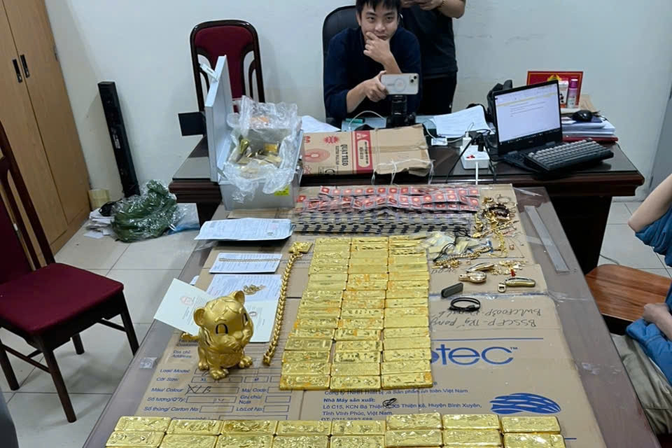 Thủ đoạn che giấu 2 si&ecirc;u căn hộ chung cao cấp 266 tỷ đồng cạnh Hồ Gươm của tr&ugrave;m lừa đảo Mr. Pips - Ảnh 1.