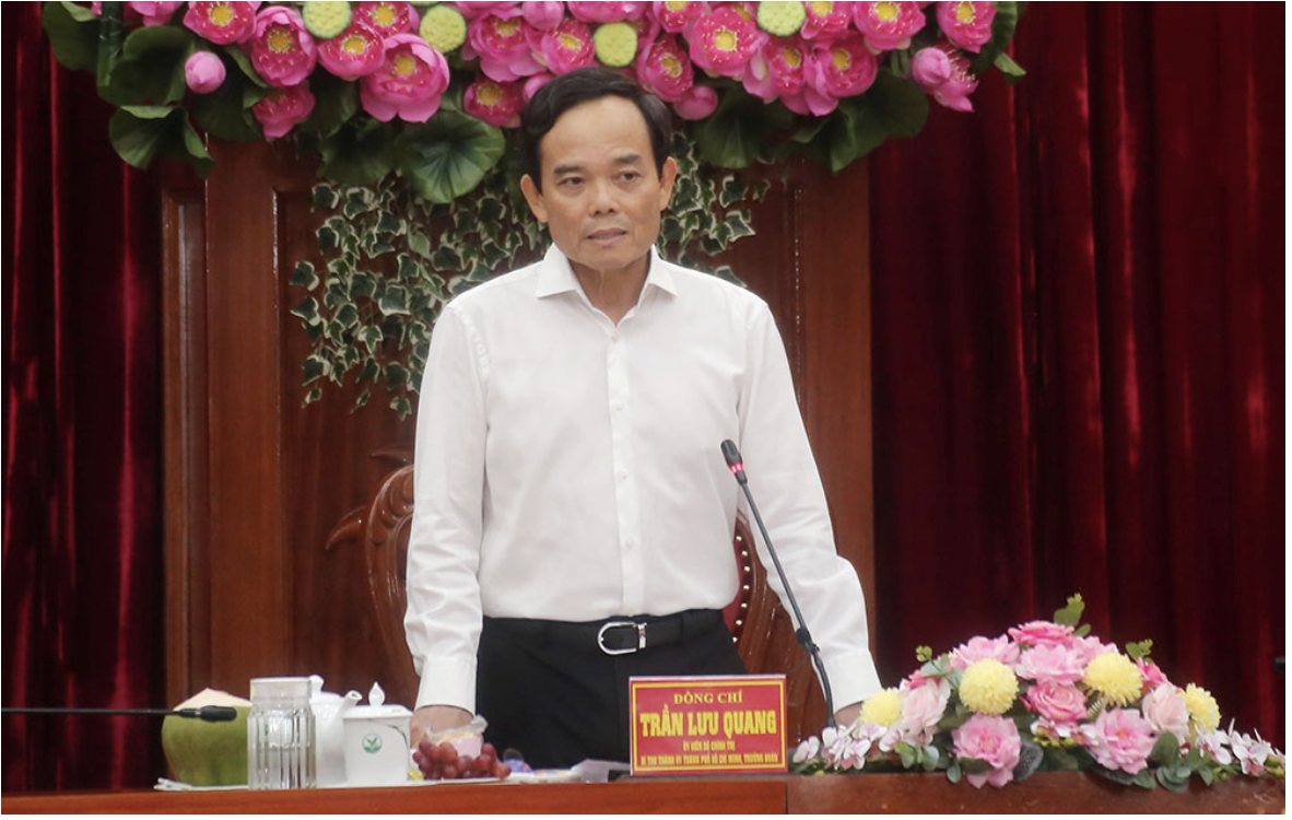 Đo&agrave;n kiểm tra Bộ Ch&iacute;nh trị l&agrave;m việc với Tỉnh ủy Vĩnh Long về c&ocirc;ng t&aacute;c l&atilde;nh đạo - Ảnh 1.