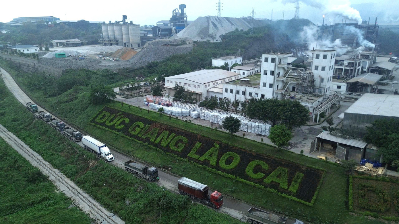 Khởi tố l&atilde;nh đạo C&ocirc;ng ty h&oacute;a chất Đức Giang v&igrave; Vi phạm m&ocirc;i trường v&agrave; t&agrave;i ch&iacute;nh - Ảnh 2.