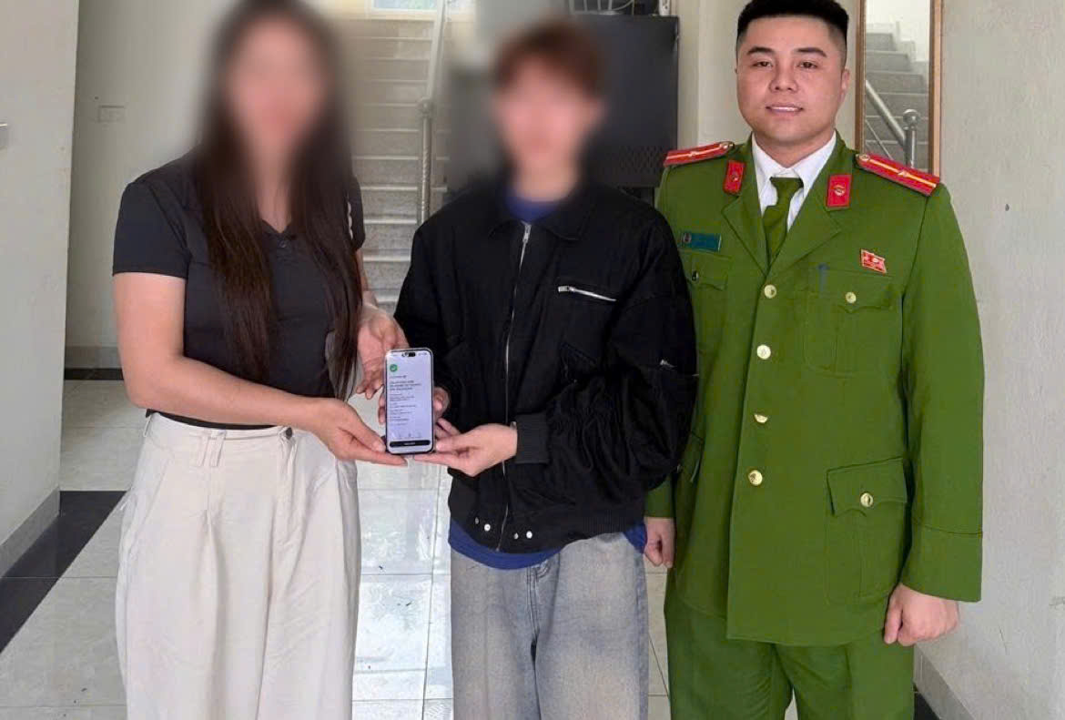 Chuyển khoản nhầm 100 triệu đồng , người phụ nữ SN 1993 Nhờ C&ocirc;ng an can thiệp - Ảnh 2.