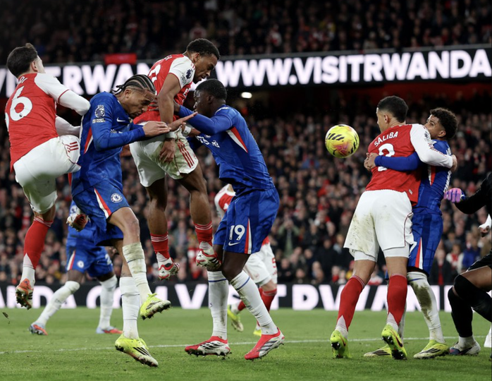 Mưa bàn thắng từ phạt góc, Arsenal đánh bại Chelsea ở derby London - Ảnh 5.