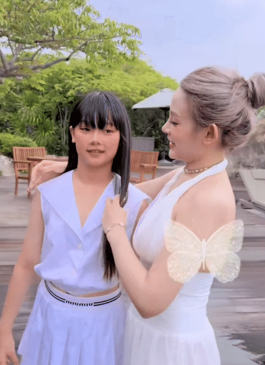 &Aacute;i nữ của Huyền Baby ở tuổi 13: Diện đồ hiệu sang chảnh, to&aacute;t kh&iacute; chất tiểu thư, chuẩn &ldquo;bản sao nh&iacute;&rdquo; của mẹ- Ảnh 4.