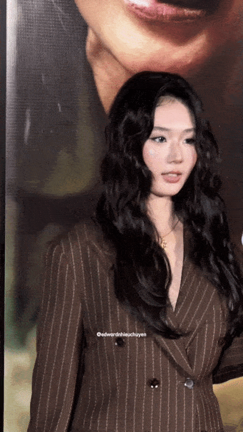 Mỹ nhân Việt đẹp đến mức được ví với Lưu Diệc Phi và Park Min Young, hoàn hảo mọi mặt chỉ trừ 1 điều- Ảnh 2. Mỹ nhân Việt đẹp đến mức được ví với Lưu Diệc Phi và Park Min Young, hoàn hảo mọi mặt chỉ trừ 1 điều- Ảnh 2.