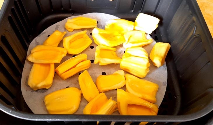 say hoa qua bang noi chien khong dau 11 1772495861598 17724958618491194822778