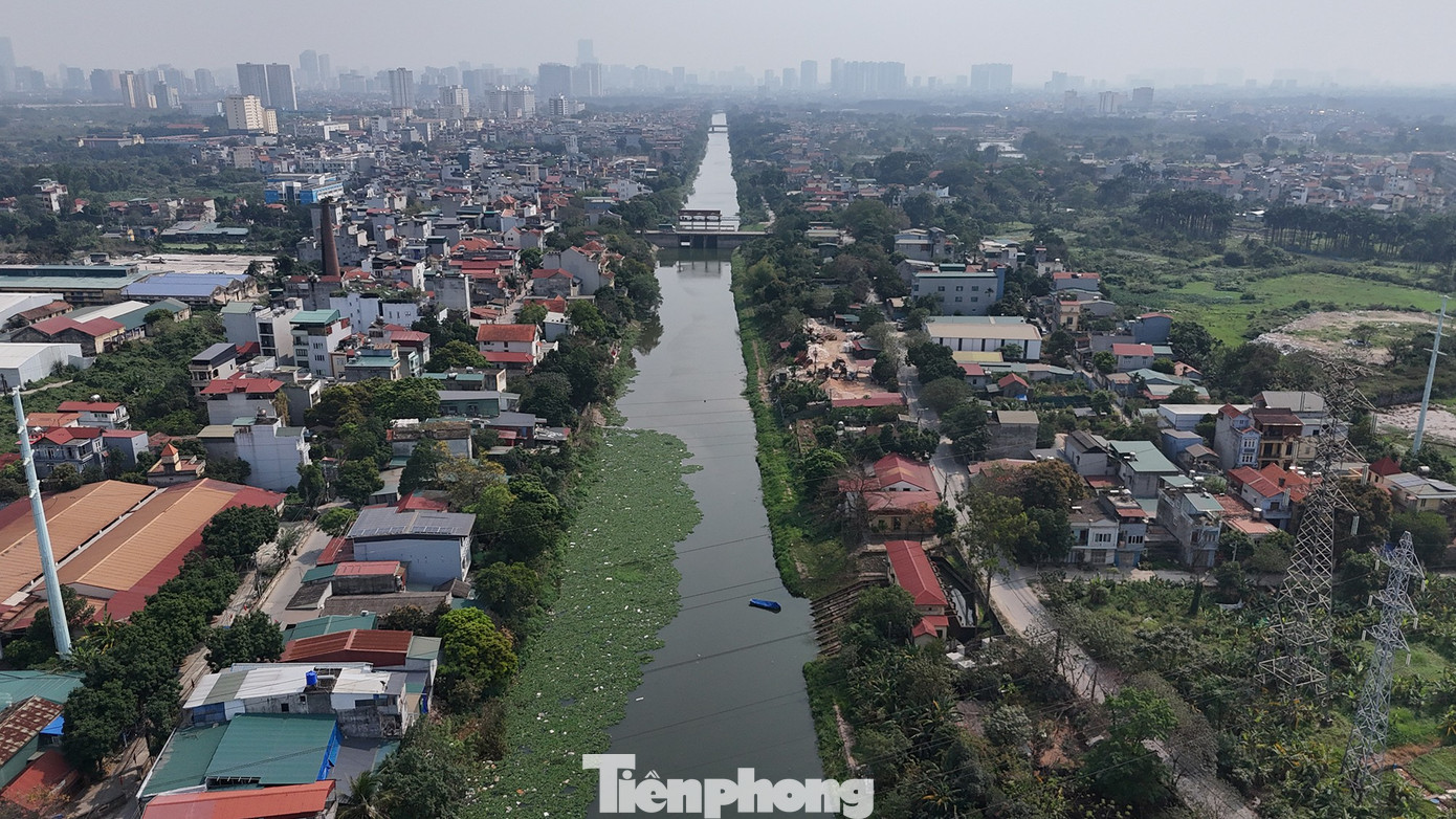 Cận cảnh tuyến bổ cập nước s&ocirc;ng T&ocirc; Lịch trị gi&aacute; 869 tỷ đồng đang th&agrave;nh h&igrave;nh - Ảnh 5.