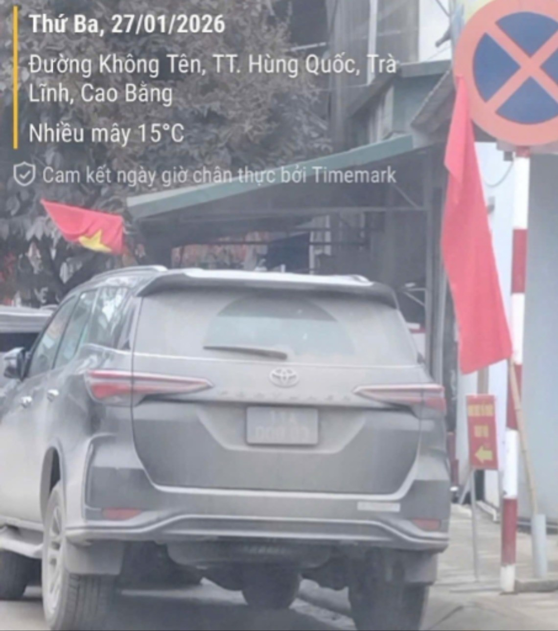 Xe biển xanh vi phạm giao th&ocirc;ng: T&agrave;i xế hay đơn vị phải nộp phạt? - Ảnh 2.