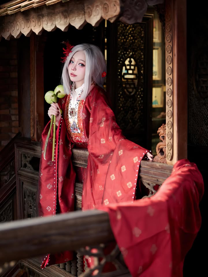 Ch&aacute;n cosplay, nữ coser "đổi gi&oacute;" đ&oacute;n h&egrave; bằng một bộ ảnh mới - Ảnh 1.