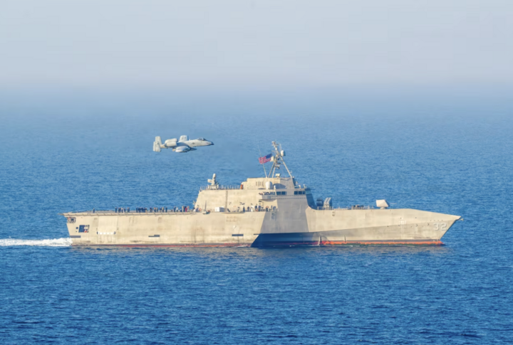 Cường k&iacute;ch A - 10 Thunderbolt II tiếp tục tỏa s&aacute;ng tại eo biển Hormuz Trong năm 2026 - Ảnh 1.