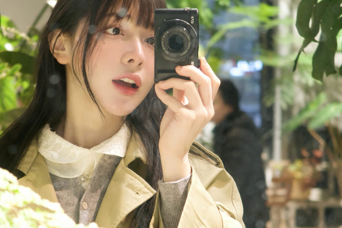 Say l&ograve;ng trước khoảnh khắc "n&agrave;ng thơ" b&ecirc;n gi&aacute; vẽ, vẻ đẹp thanh tao h&uacute;t hồn mọi &aacute;nh nh&igrave;n - Ảnh 10.