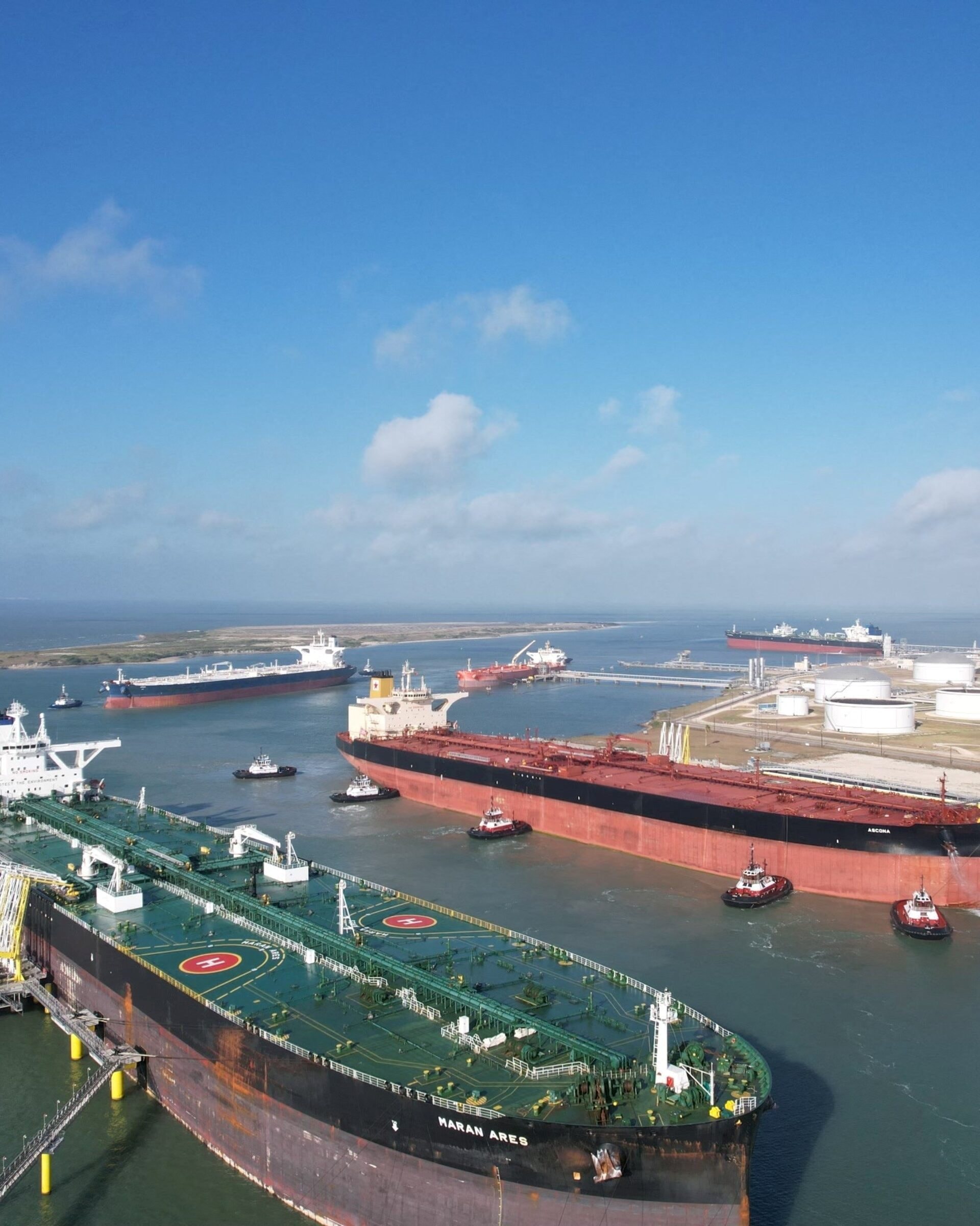 60 triệu th&ugrave;ng dầu th&ocirc; chuẩn bị cập bến ch&acirc;u &Aacute;, kh&ocirc;ng phải từ Nga hay Trung Đ&ocirc;ng - Ảnh 1.