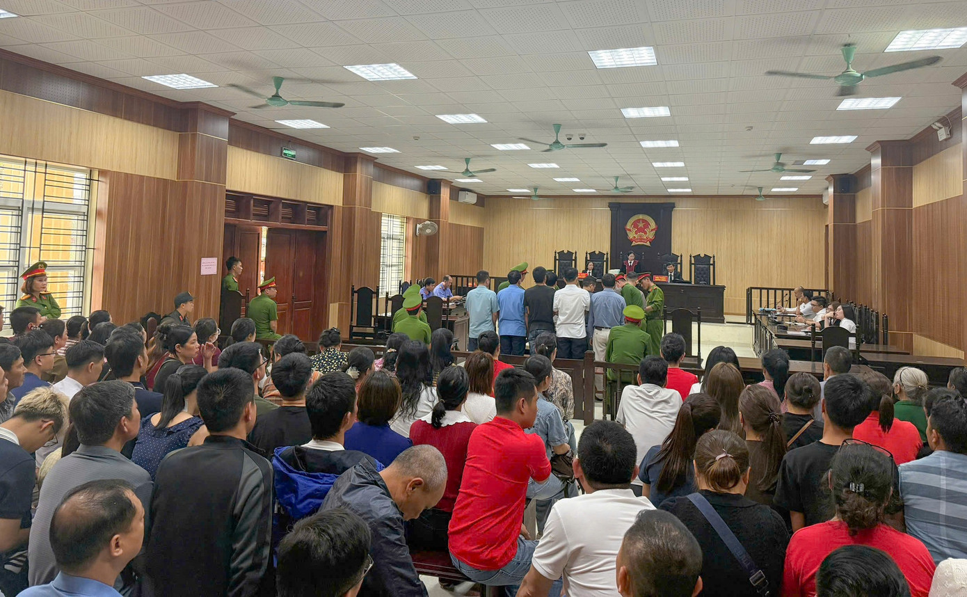 Mạnh &lsquo; gỗ &rsquo; lĩnh 10 năm t&ugrave; trong vụ &aacute;n hối lộ c&aacute;n bộ kiểm l&acirc;m tại thanh h&oacute;a - Ảnh 2.