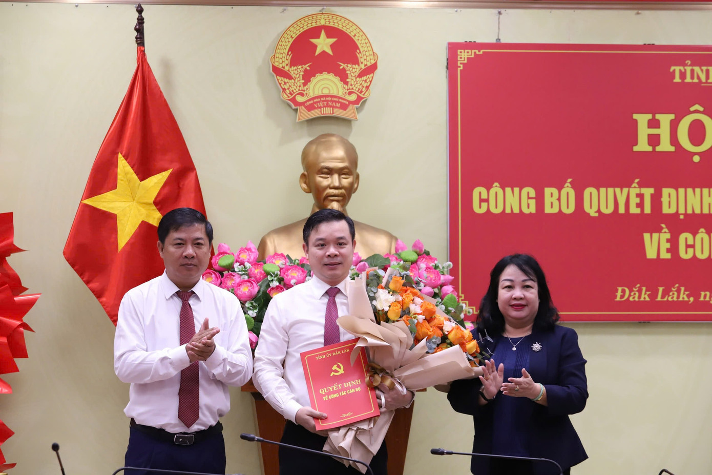 &Ocirc;ng Đỗ Hữu Huy giữ chức B&iacute; thư Đảng ủy UBND tỉnh Đắk Lắk năm 2026 - Ảnh 1.