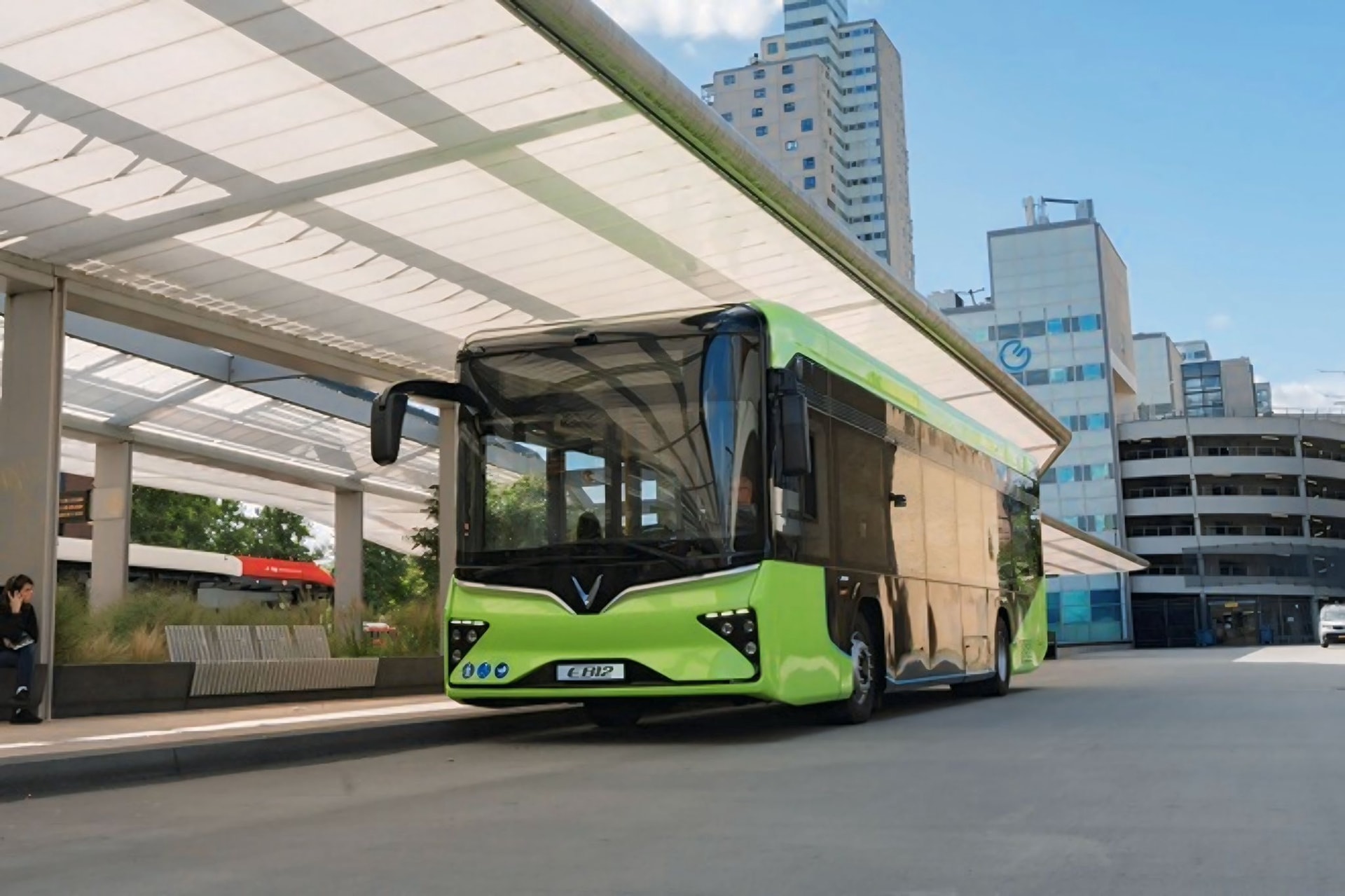 CEO Xanh SM Nguyễn Văn Thanh bất ngờ h&eacute; lộ: 'VinFast sắp c&oacute; phi&ecirc;n bản xe kh&aacute;ch điện?' - Ảnh 1.