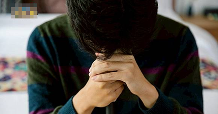 Ch&agrave;ng trai 23 tuổi chưa từng l&agrave;m "chuyện ấy" bỗng bị mụn c&oacute;c sinh dục, nguy&ecirc;n xuất ph&aacute;t từ... người cha- Ảnh 1.