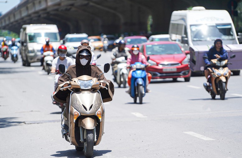 Khi nào nắng nóng sẽ bao trùm miền Bắc và xuất hiện mưa to chuyển mùa? - Ảnh 2.