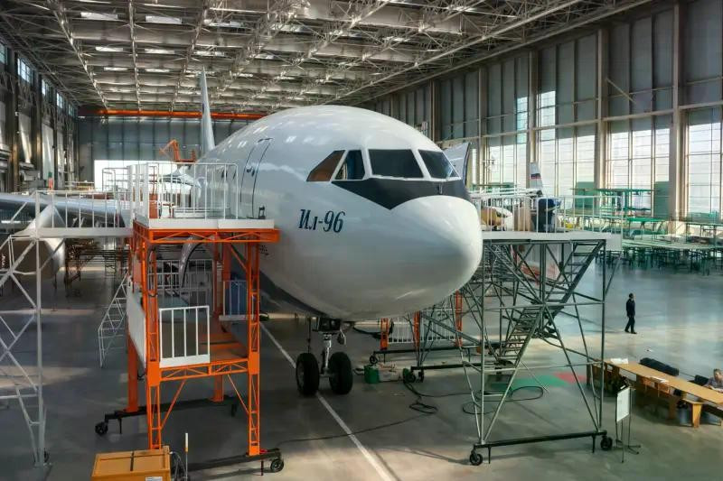 Nga đang b&iacute; mật chế tạo loại m&aacute;y bay khổng lồ Il-96 cho ai? - Ảnh 1.