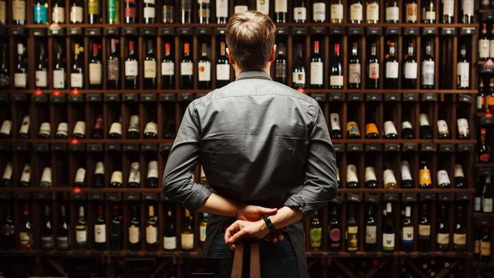 C&aacute;ch chọn rượu vang ngon dưới 500 ngh&igrave;n đồng cho người mới - Ảnh 1.