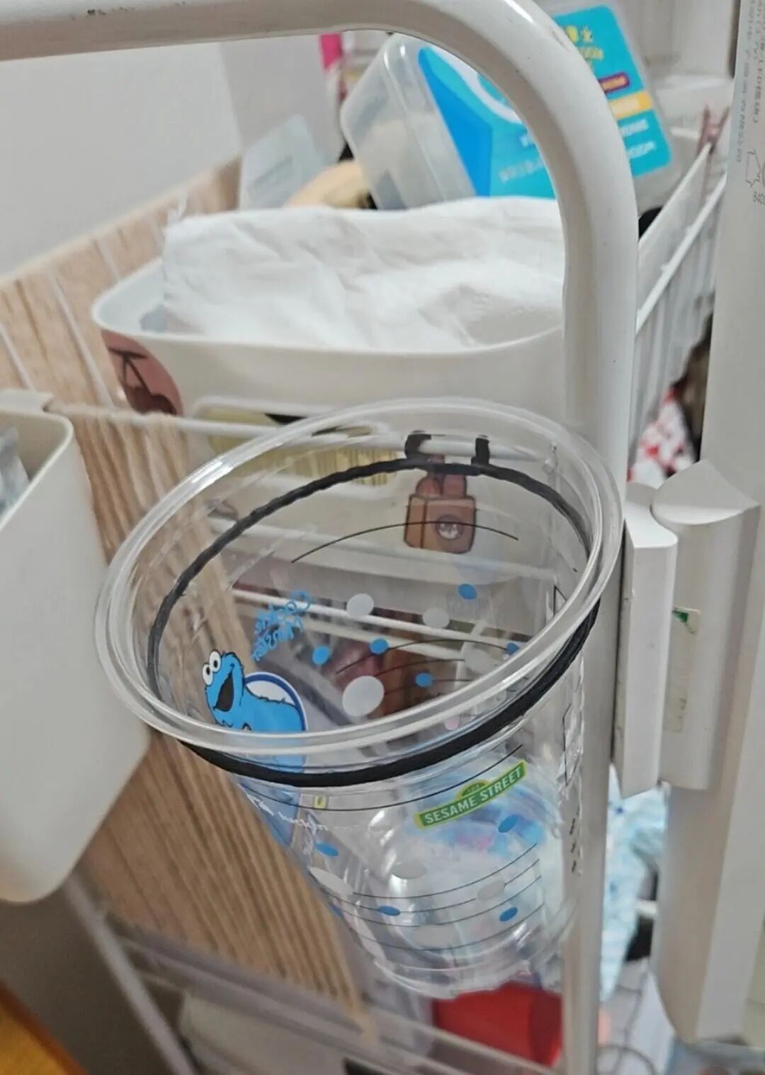 Sợi d&acirc;y chun 1.000 đồng tưởng v&ocirc; dụng - ai ngờ giải quyết được 11 rắc rối trong nh&agrave;, tiết kiệm cả trăm ngh&igrave;n mỗi th&aacute;ng - Ảnh 10.