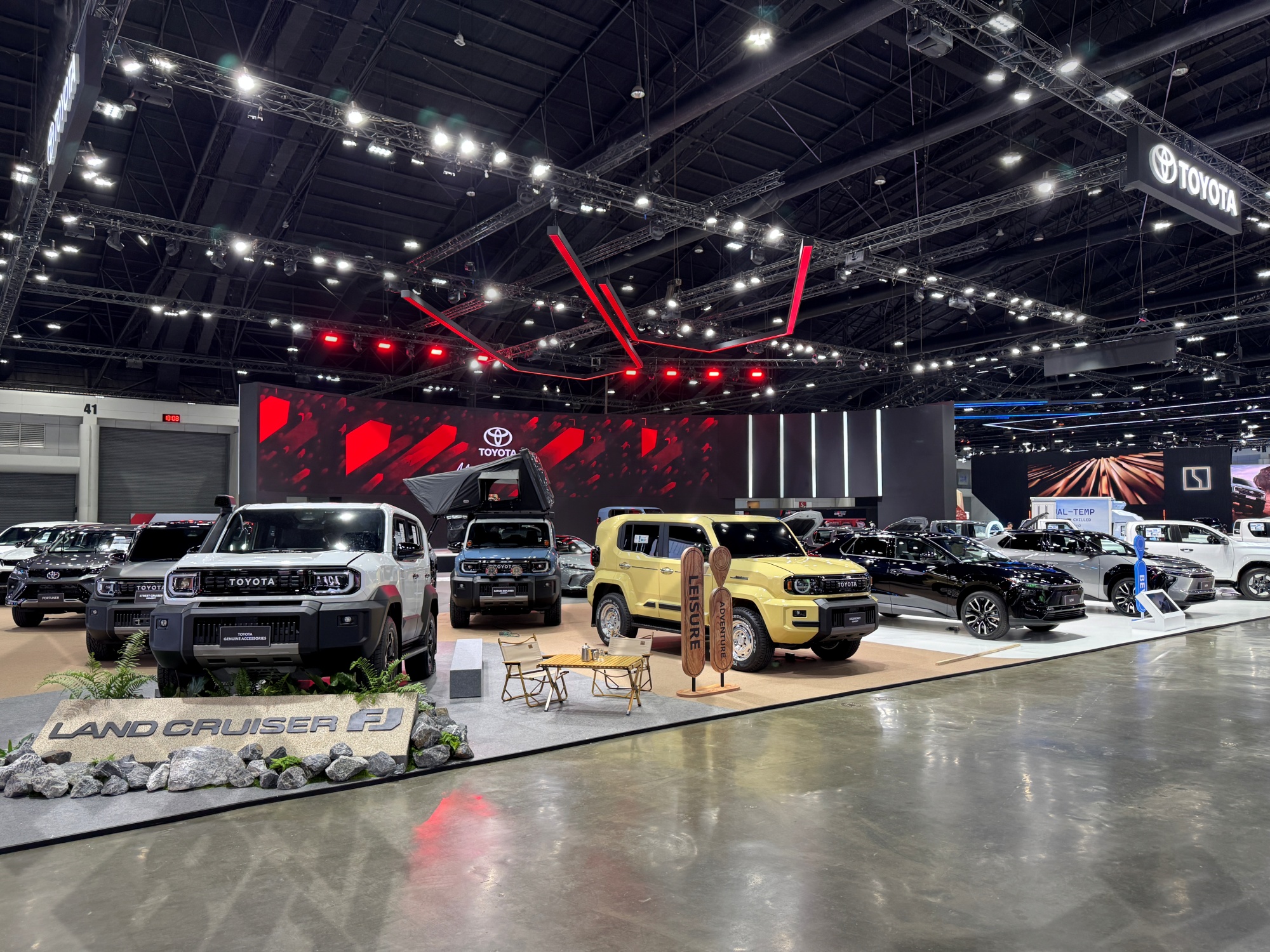 Triển l&atilde;m &ocirc; t&ocirc; Bangkok 2026 trước giờ G: Land Cruiser FJ, Ranger, Hilux v&agrave; h&agrave;ng loạt xe hot chờ về Việt Nam, gian Nissan quyết giấu b&agrave;i tới ph&uacute;t cuối- Ảnh 1.