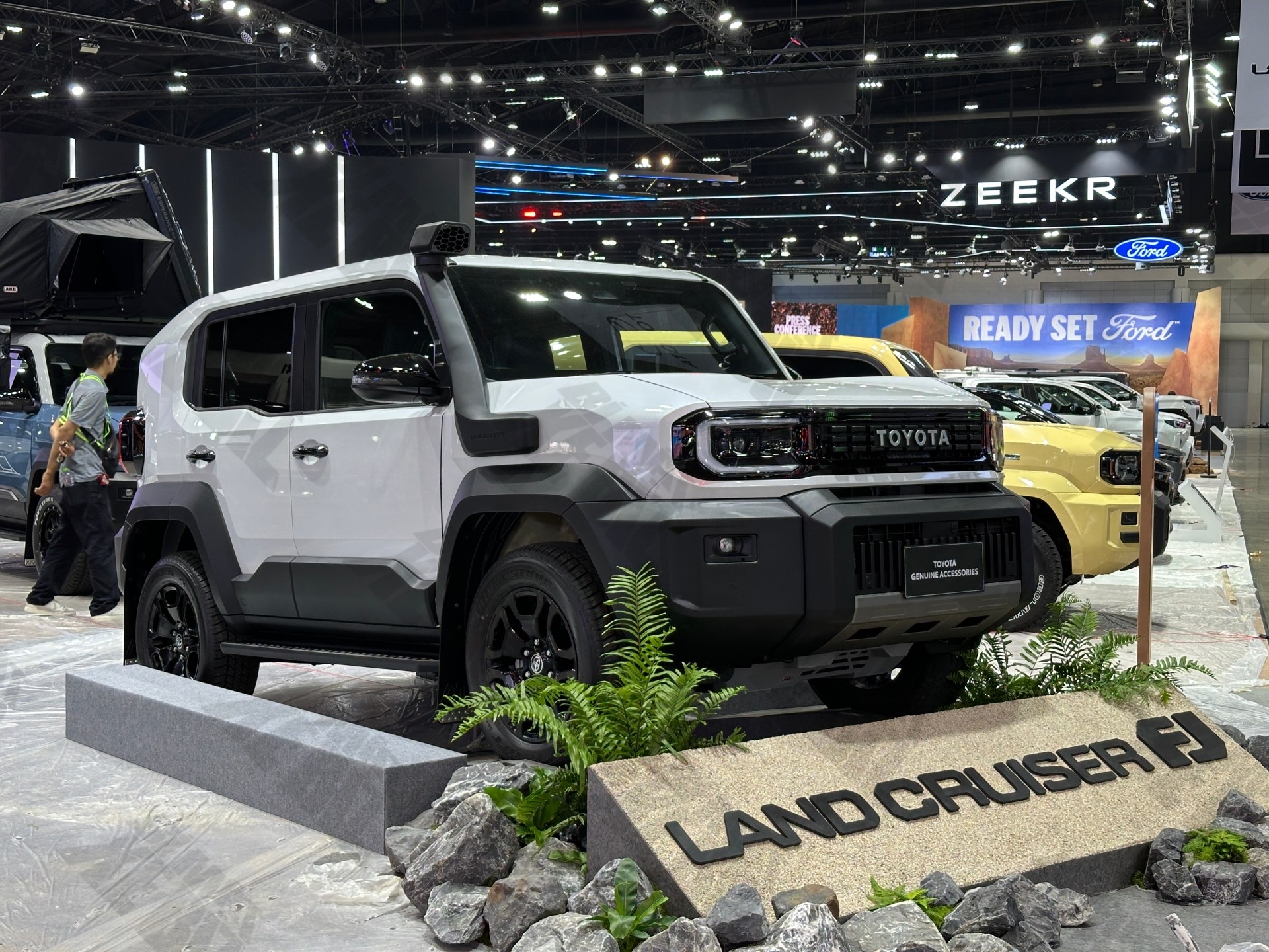 Triển l&atilde;m &ocirc; t&ocirc; Bangkok 2026 trước giờ G: Land Cruiser FJ, Ranger, Hilux v&agrave; h&agrave;ng loạt xe hot chờ về Việt Nam, gian Nissan quyết giấu b&agrave;i tới ph&uacute;t cuối- Ảnh 10.