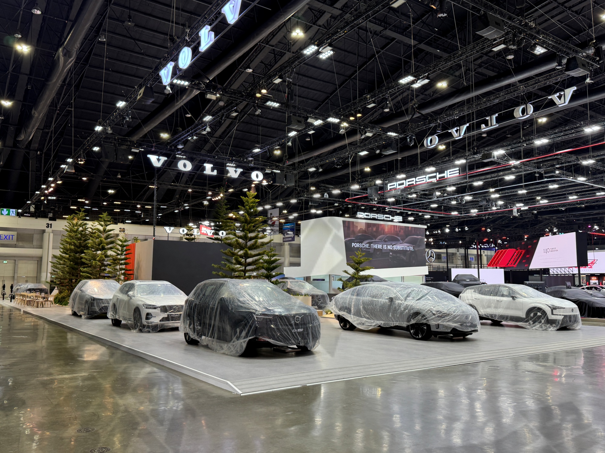 Triển l&atilde;m &ocirc; t&ocirc; Bangkok 2026 trước giờ G: Land Cruiser FJ, Ranger, Hilux v&agrave; h&agrave;ng loạt xe hot chờ về Việt Nam, gian Nissan quyết giấu b&agrave;i tới ph&uacute;t cuối- Ảnh 2.