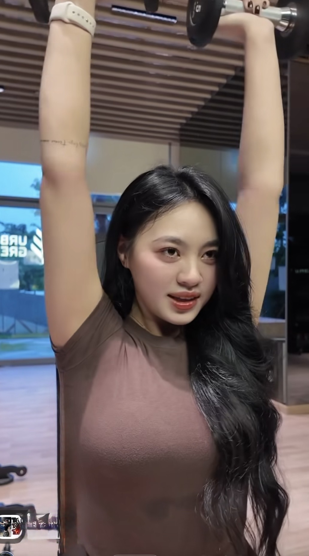 Tr&acirc;m Anh g&acirc;y "sốt" với nụ cười thi&ecirc;n thần - Ảnh 3.