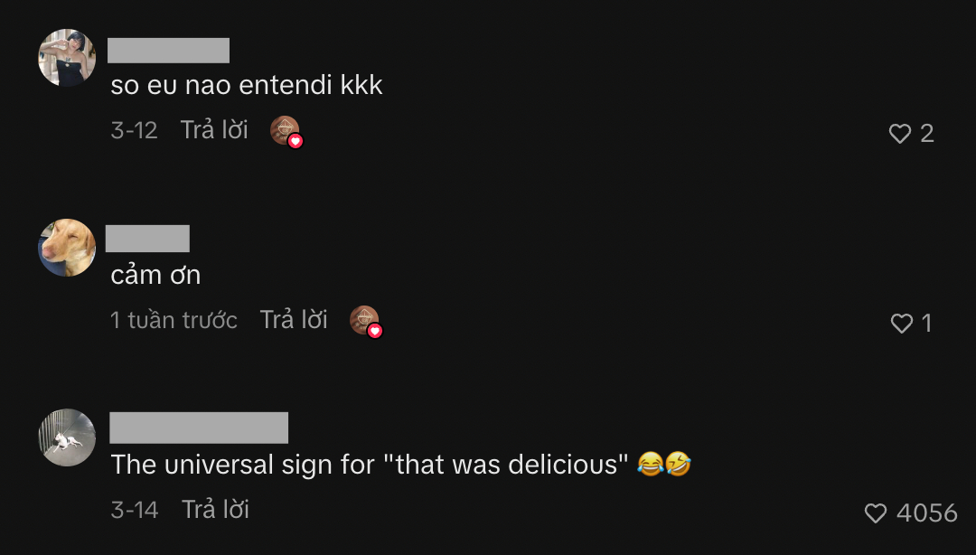 Chủ qu&aacute;n b&uacute;n b&ograve; Huế tung đoạn camera kh&aacute;ch T&acirc;y đứng giữa qu&aacute;n l&agrave;m h&agrave;nh động lạ, netizen quốc tế cũng v&agrave;o b&igrave;nh luận- Ảnh 1.