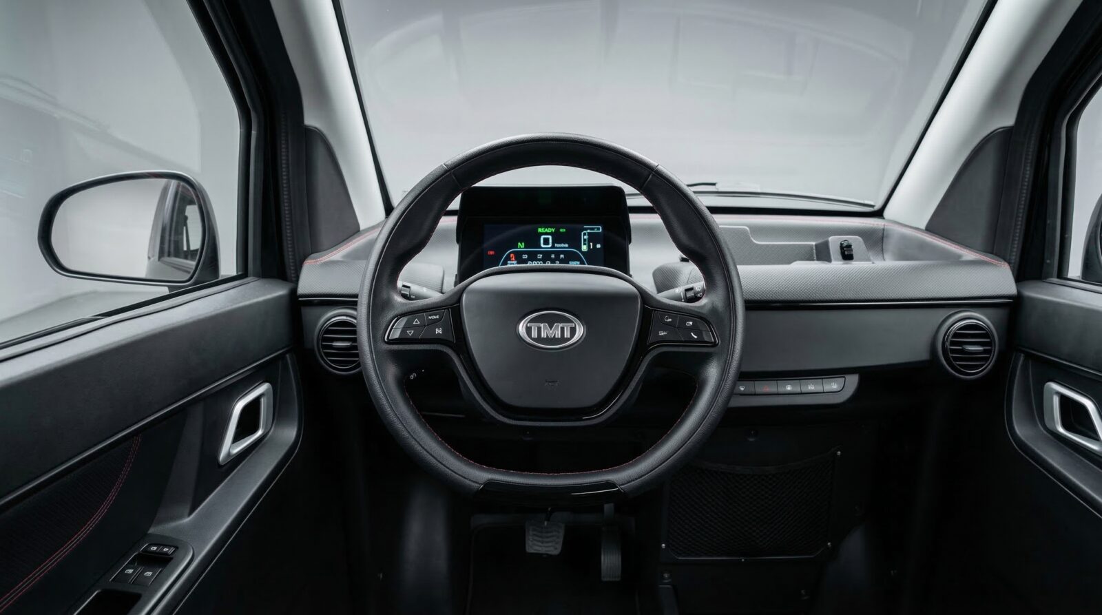 Ô tô điện Việt Nam giá từ 148 triệu đồng sắp ra mắt: Tháo pin như xe máy, sạc được tại nhà, chạy gần 10 vòng Hồ Tây mới hết pin- Ảnh 6.