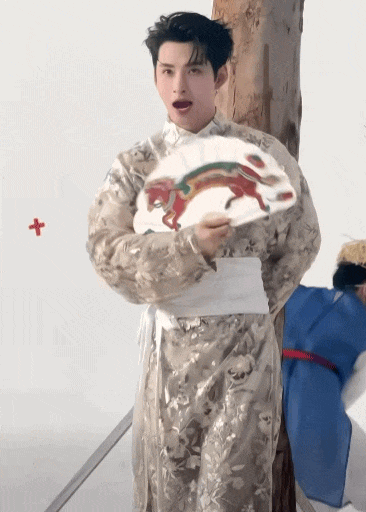 "Dược sĩ Tiến h&aacute;t c&ograve;n hay hơn H&ugrave;ng Huỳnh"- Ảnh 2.