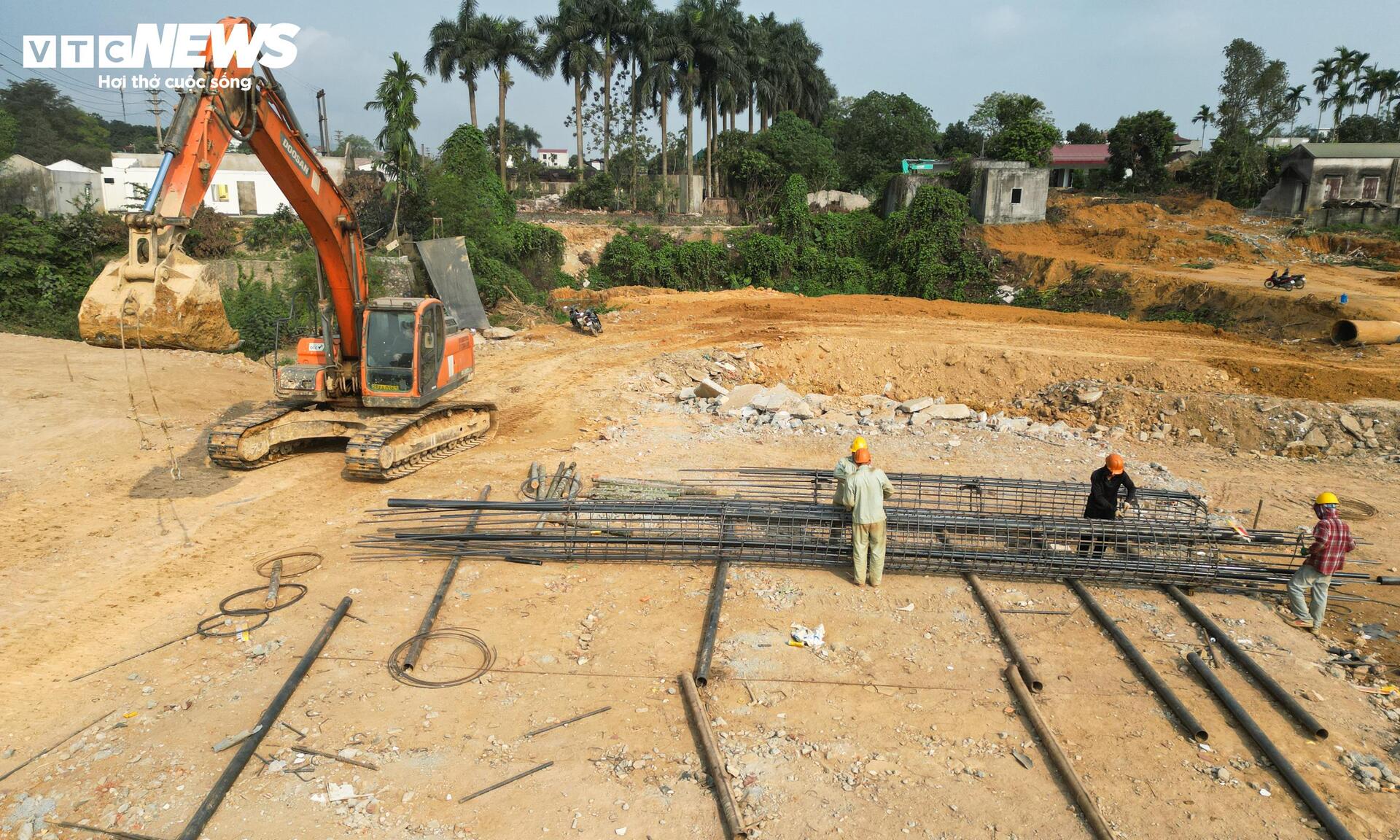 C&ocirc;ng trường cao tốc 5 . 200 Tỷ đồng kết nối Đại lộ Thăng Long v&agrave; H&agrave; Nội - h&ograve;a b&igrave;nh - Ảnh 8.