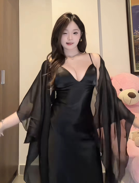 Chuyển cảnh thay đồ cực "mượt", B&igrave;nh An h&uacute;t hơn 5 triệu view trong video mới - Ảnh 2.